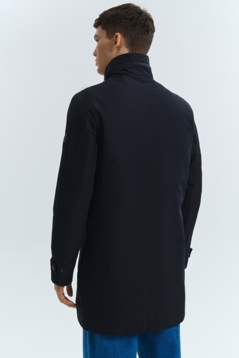 утепленный плащ по цене 9700 руб вид справа