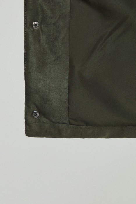 утепленный жилет по цене 4120 руб вид справа