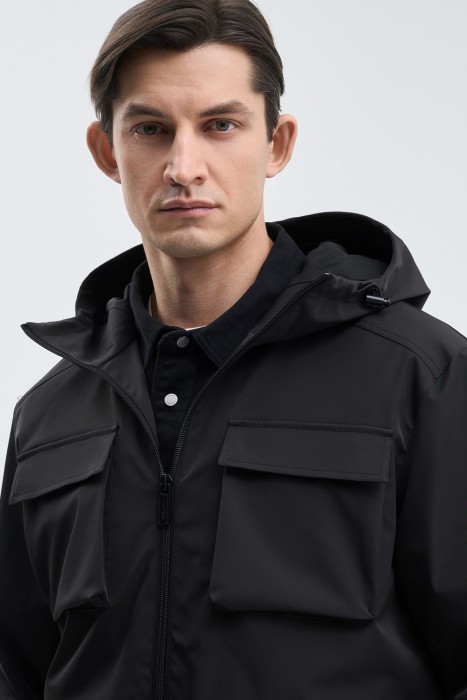 ветровка с капюшоном от бренда снежная королева вид слева