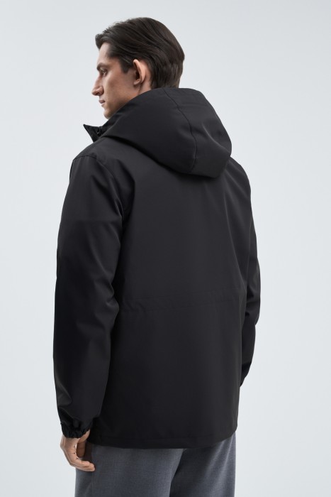 ветровка с капюшоном по цене 2890 руб вид справа