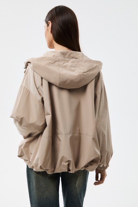 ветровка с капюшоном по цене 6130 руб вид справа