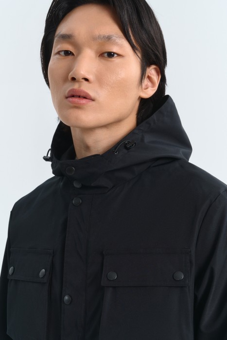 ветровка с капюшоном от бренда снежная королева вид слева