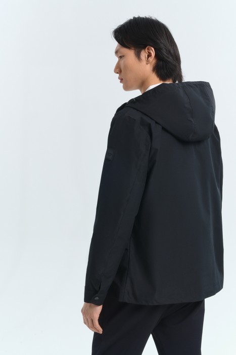 ветровка с капюшоном по цене 2510 руб вид справа