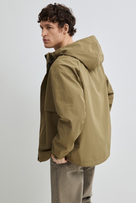 ветровка с капюшоном по цене 5750 руб вид справа