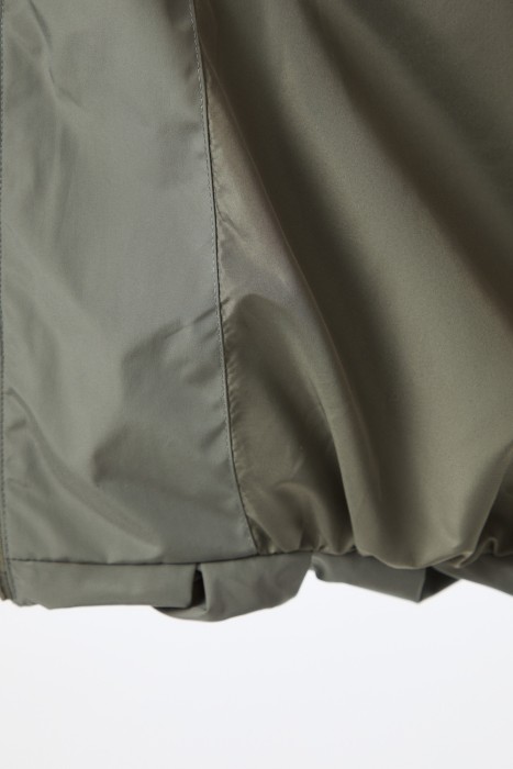 ветровка с капюшоном из россии вид сбоку