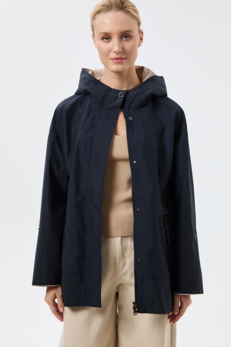 ветровка с капюшоном из россии вид сбоку