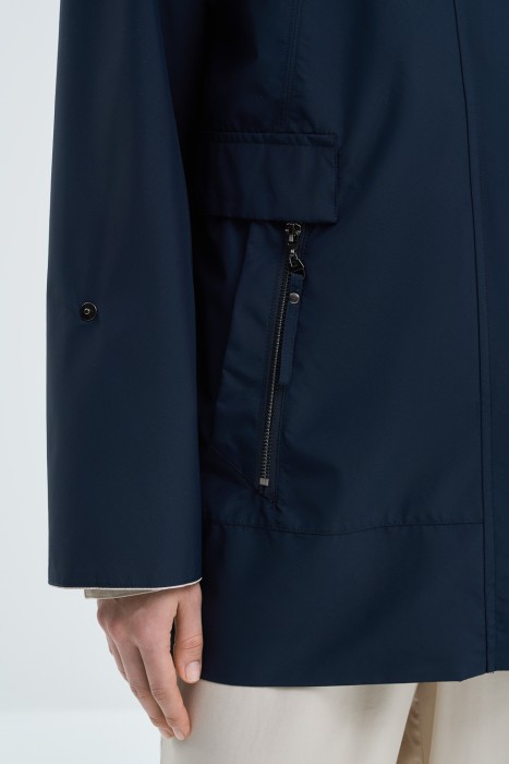 ветровка с капюшоном из россии вид сбоку