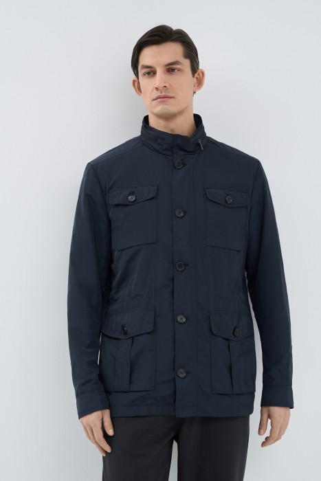 ветровка с накладными карманами от бренда снежная королева вид слева