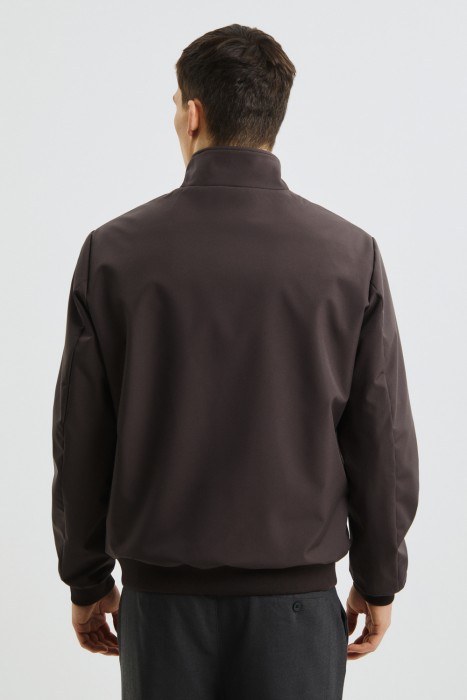 ветровка по цене 9590 руб вид справа