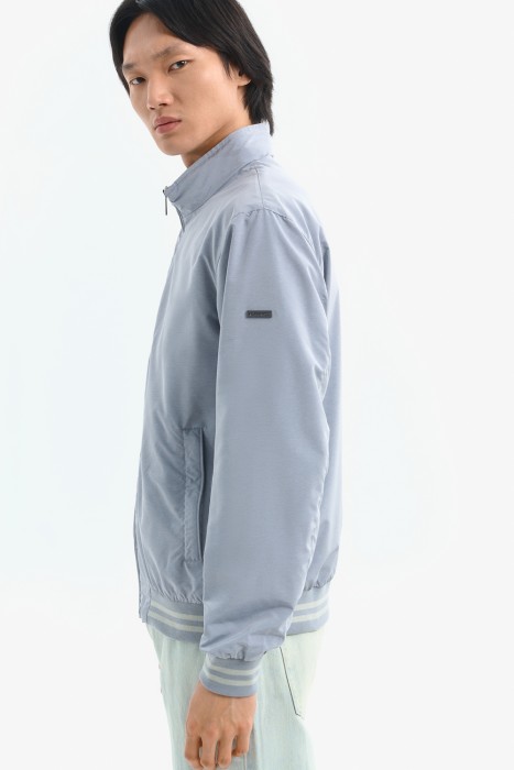 Товар с артикулом 751615003 вид сзади