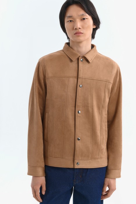 ветровка от бренда снежная королева вид слева