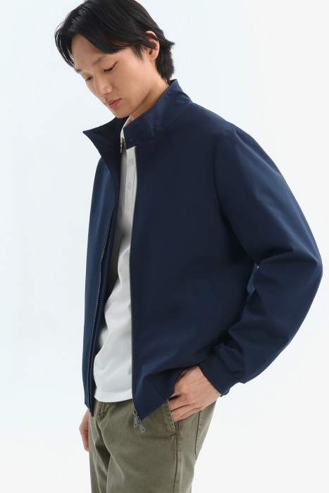 Товар с артикулом 764679003 вид сзади