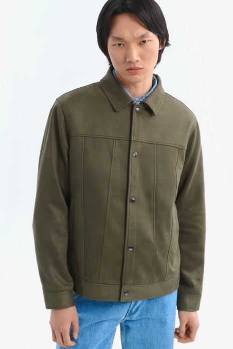 ветровка по цене 3640 руб вид справа