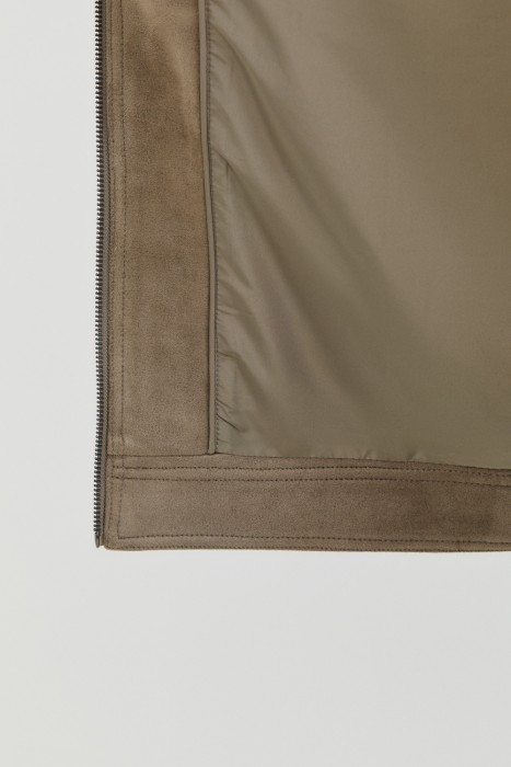 ветровка из россии вид сбоку