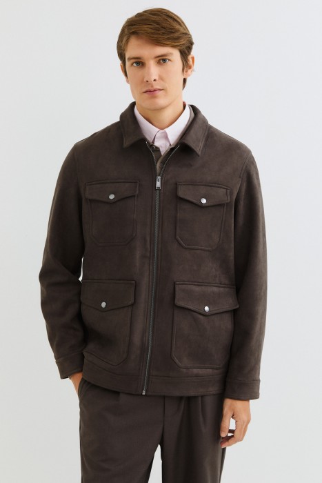 ветровка от бренда снежная королева вид слева