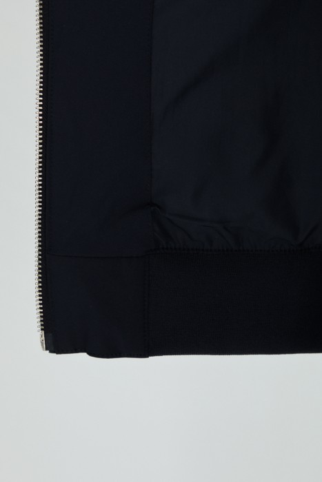 ветровка из россии вид сбоку