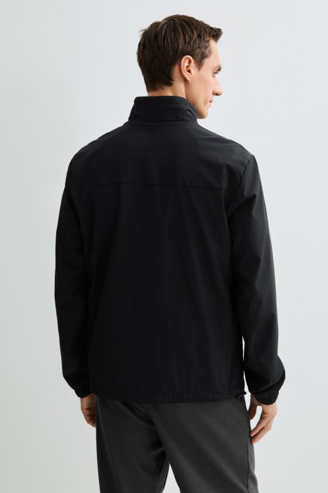 ветровка по цене 5750 руб вид справа