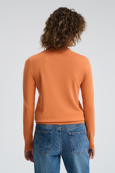 водолазка по цене 960 руб вид справа