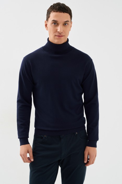 водолазка от бренда снежная королева вид слева