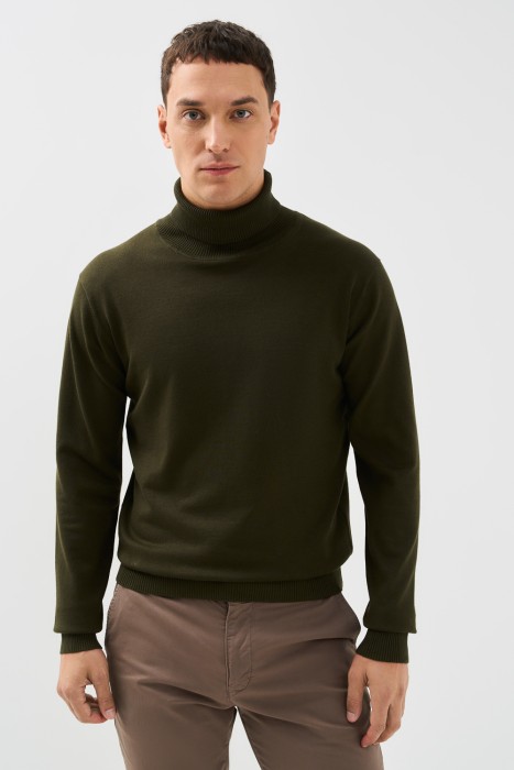 водолазка от бренда снежная королева вид слева