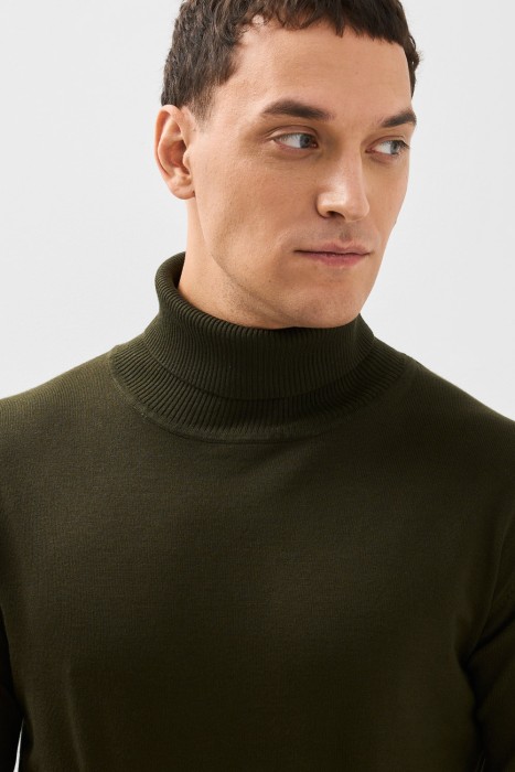 водолазка из россии вид сбоку