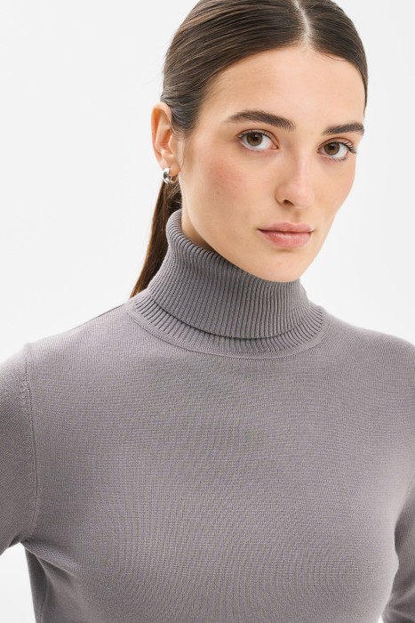 водолазка из россии вид сбоку