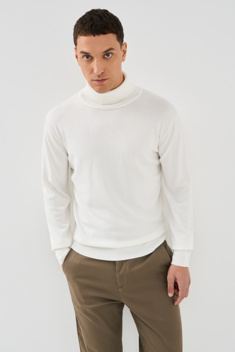 водолазка от бренда снежная королева вид слева