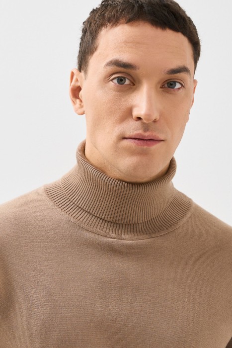 водолазка от бренда снежная королева вид слева