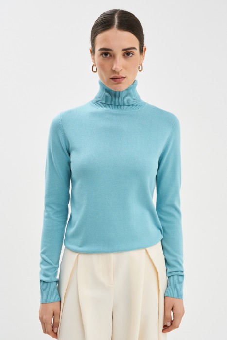 водолазка от бренда снежная королева вид слева