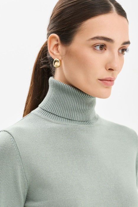 водолазка из россии вид сбоку