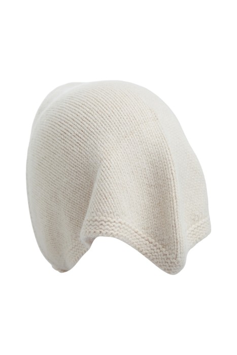 вязаная косынка от бренда снежная королева вид слева