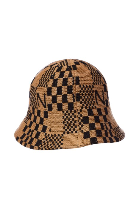 вязаная панама от бренда снежная королева вид слева