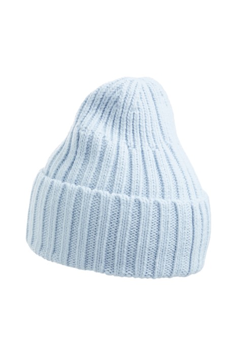 вязаная шапка от бренда снежная королева вид слева