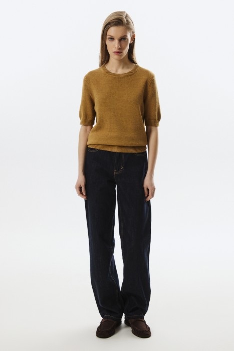 вязаный джемпер с короткими рукавами от бренда снежная королева вид слева