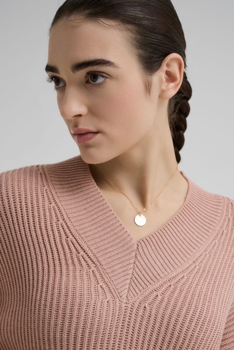 вязаный джемпер из россии вид сбоку