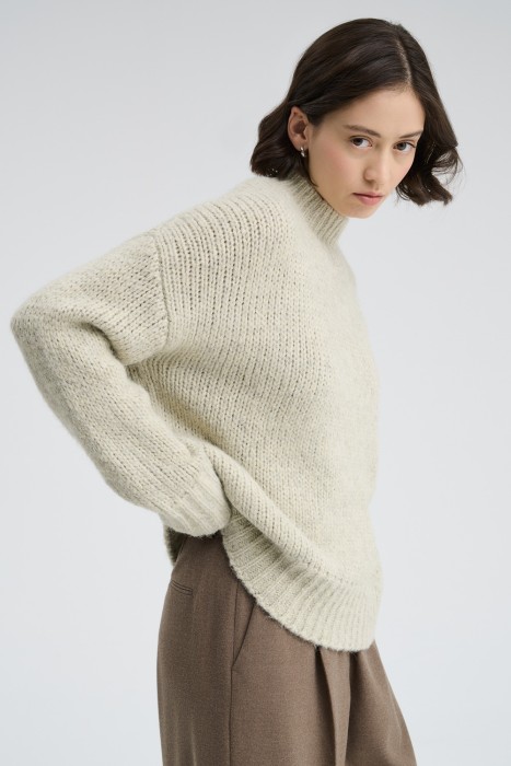 вязаный джемпер по цене 1780 руб вид справа