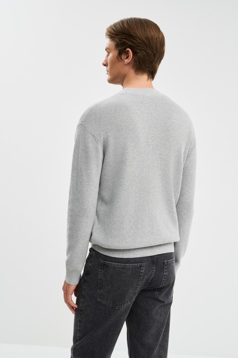 вязаный джемпер по цене 1290 руб вид справа