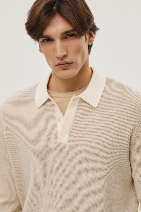 вязаный джемпер из россии вид сбоку