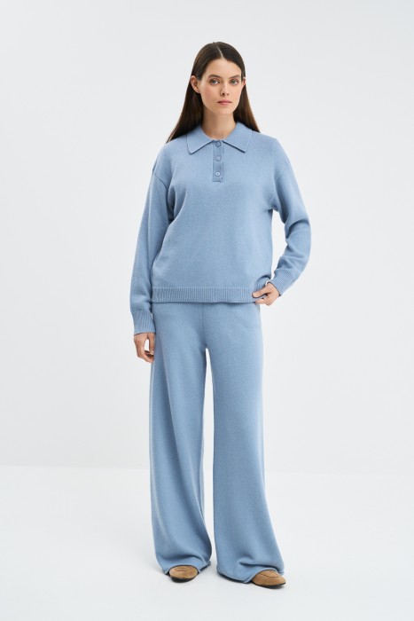 вязаный джемпер из россии вид сбоку