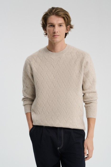 вязаный джемпер от бренда снежная королева вид слева