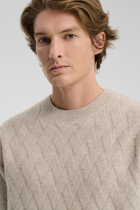 вязаный джемпер по цене 1540 руб вид справа