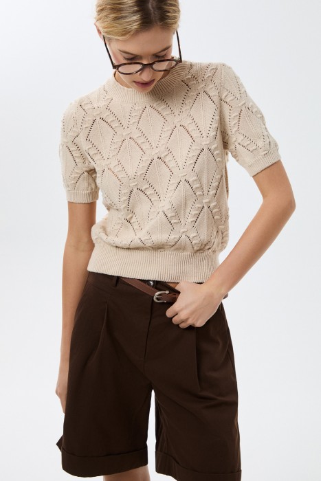 вязаный джемпер от бренда снежная королева вид слева