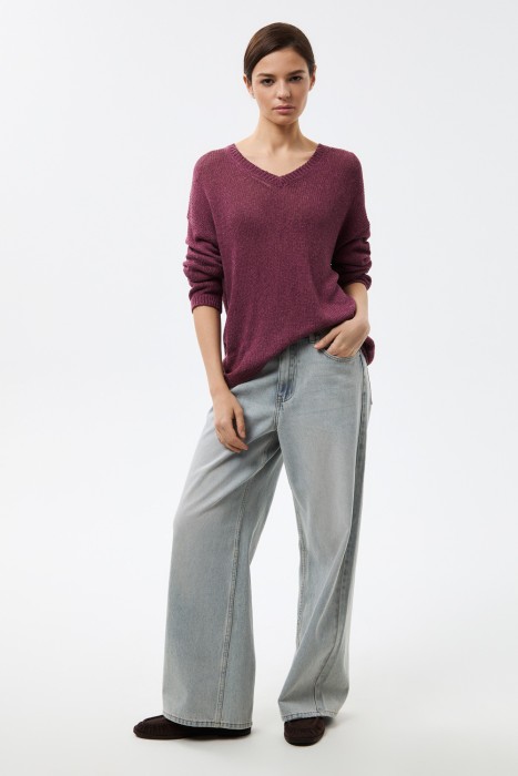 вязаный джемпер от бренда снежная королева вид слева