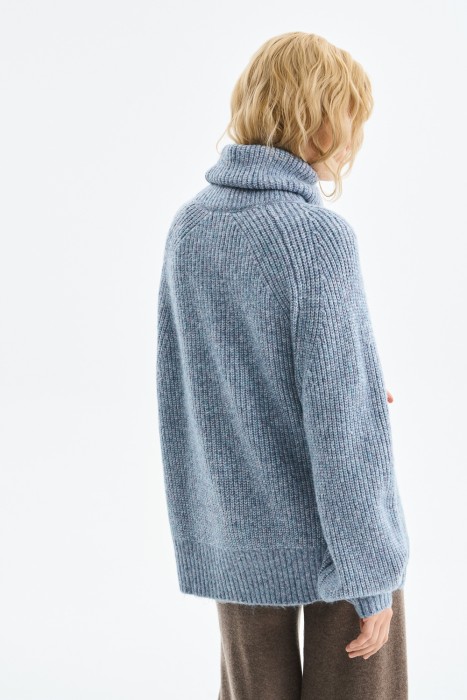 вязаный джемпер по цене 1600 руб вид справа