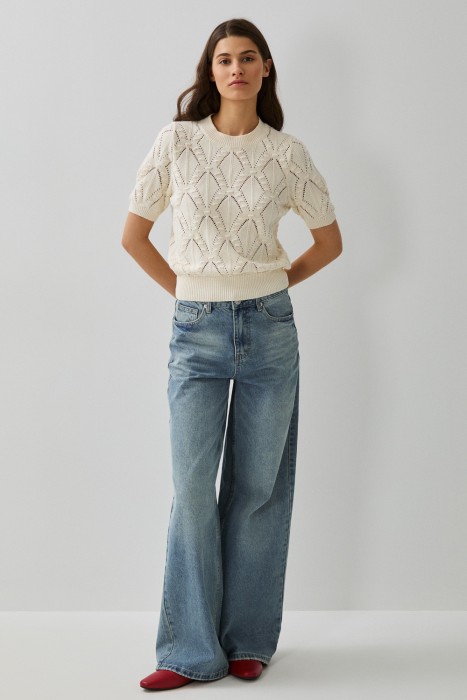 вязаный джемпер от бренда снежная королева вид слева