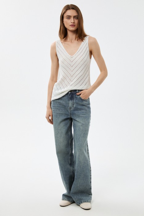 вязаный топ от бренда снежная королева вид слева