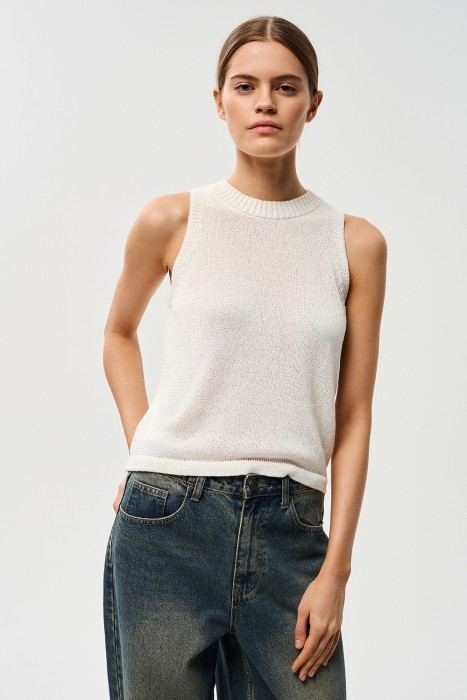 вязаный топ от бренда снежная королева вид слева