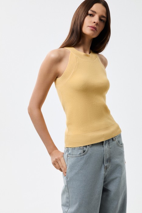 Товар с артикулом 814488003 вид сзади