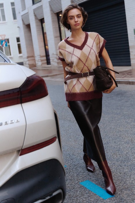 Товар с артикулом 792705003 вид сзади