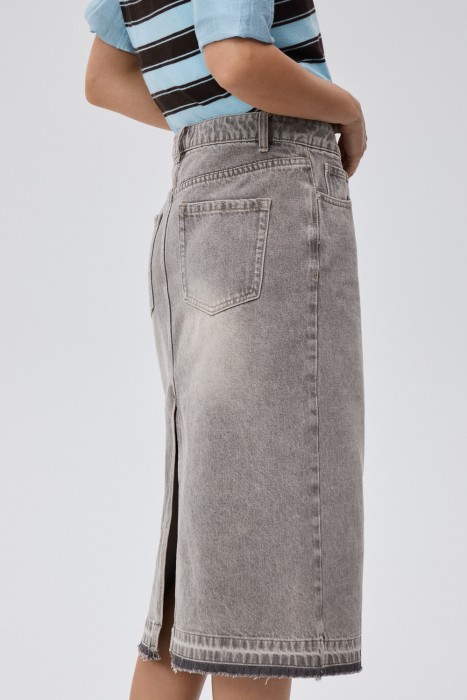 юбка из денима по цене 3010 руб вид справа